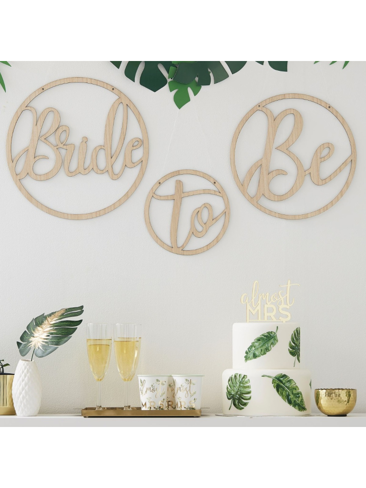 Ginger Ray BS-407 Hen Botanical | Anelli di legno decorativi “Bride To Be” main product photo